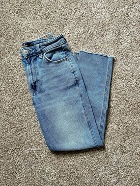 Hollister Light Wash Jean